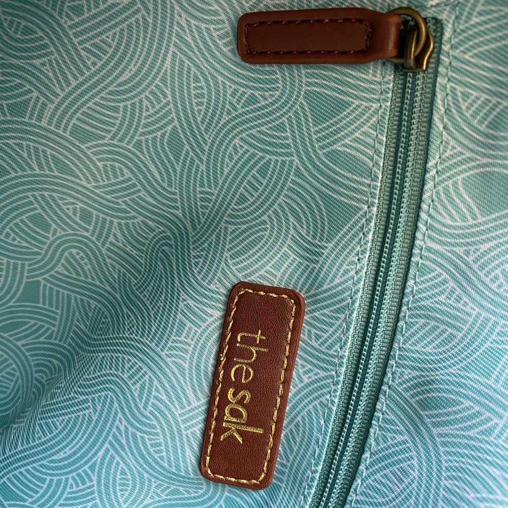 1 LEFT The Sak Sierra Convertible Leather Satchel - Picture 15 of 16